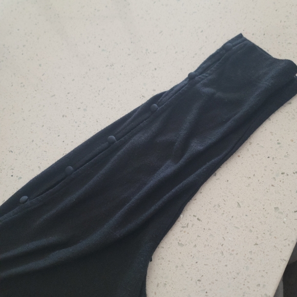 Loft Relaxed Fit Black Long Sleeve Top - Picture 3 of 7